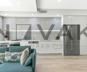 Shop & Retail commercial property leased at 8/23 Roger Street Brookvale NSW 2100