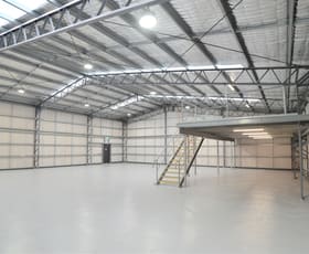 Showrooms / Bulky Goods commercial property leased at Unit 2/11 Moss Street Slacks Creek QLD 4127