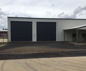 Showrooms / Bulky Goods commercial property leased at 2/14 - 16 Emmerson St Chinchilla QLD 4413