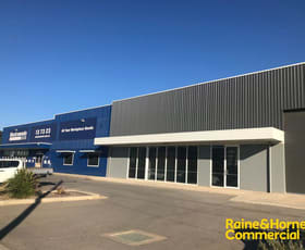 Showrooms / Bulky Goods commercial property leased at 1 Sutton Street Wagga Wagga NSW 2650
