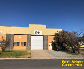 Showrooms / Bulky Goods commercial property leased at 2/14 Lawson Street Wagga Wagga NSW 2650