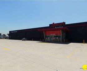 Showrooms / Bulky Goods commercial property leased at Unit 3-4/254 Ballarat Road Braybrook VIC 3019