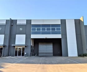 Showrooms / Bulky Goods commercial property leased at 19 Paraweena Drive Truganina VIC 3029