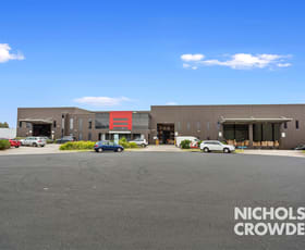 Showrooms / Bulky Goods commercial property leased at 7-9 Elna Court Moorabbin VIC 3189