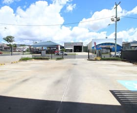 Showrooms / Bulky Goods commercial property leased at 62 Clifford Street Toowoomba City QLD 4350