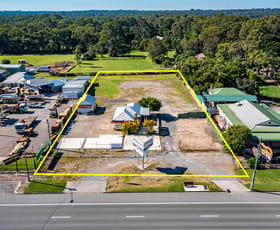 Showrooms / Bulky Goods commercial property leased at 3224 Old Cleveland Road Capalaba QLD 4157