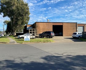 Showrooms / Bulky Goods commercial property leased at 89 Parraweena Road Caringbah NSW 2229