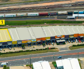 Showrooms / Bulky Goods commercial property leased at 1/70 Connors Road Paget QLD 4740