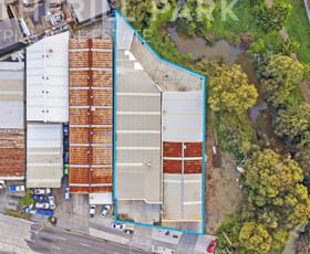 Factory, Warehouse & Industrial commercial property leased at Smithfield NSW 2164