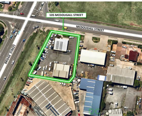 Showrooms / Bulky Goods commercial property leased at 105 McDougall Street Wilsonton QLD 4350