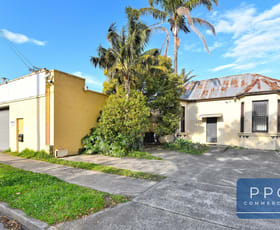 Showrooms / Bulky Goods commercial property leased at 116 Hattersley Street Banksia NSW 2216