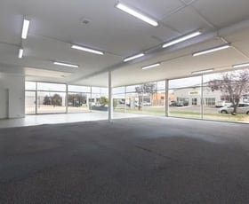 Showrooms / Bulky Goods commercial property leased at 32 Kembla Street Fyshwick ACT 2609