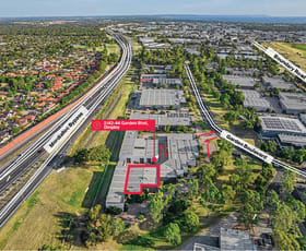 Showrooms / Bulky Goods commercial property leased at 2/42-44 Garden Blvd Dingley Village VIC 3172