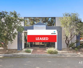 Showrooms / Bulky Goods commercial property leased at Unit 2, 104-106 Ferntree Gully Road, Oakleigh East VIC 3166