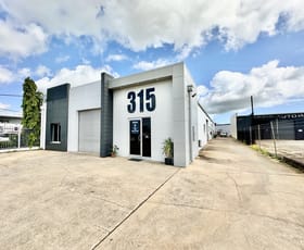 Showrooms / Bulky Goods commercial property leased at Unit 1/315 Bayswater Road Garbutt QLD 4814