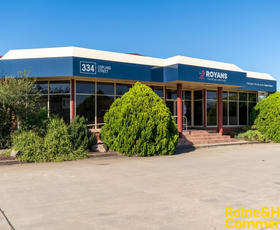 Showrooms / Bulky Goods commercial property leased at 320-330 Copland Street Wagga Wagga NSW 2650