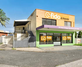 Showrooms / Bulky Goods commercial property leased at 249 Princes Highway Unanderra NSW 2526