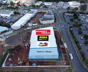 Showrooms / Bulky Goods commercial property for lease at 9-13 Carrel Drive Harristown QLD 4350