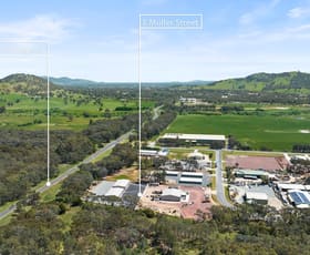 Showrooms / Bulky Goods commercial property for lease at 5 Muller Street Baranduda VIC 3691