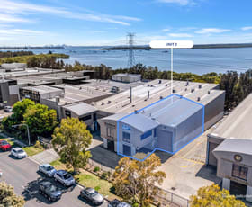 Factory, Warehouse & Industrial commercial property for lease at Unit 3, 16-18 Northumberland Road Caringbah NSW 2229
