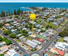 Shop & Retail commercial property for lease at 2/22 Yamba Street Yamba NSW 2464 Shop & Retail commercial property for lease at 2/22 Yamba Street Yamba NSW 2464