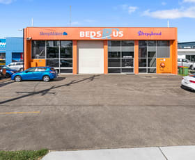 Showrooms / Bulky Goods commercial property leased at 96 Redland Bay Road Capalaba QLD 4157