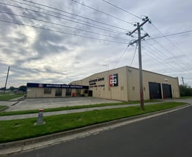 Factory, Warehouse & Industrial commercial property sold at 102-104 Malcolm Road Braeside VIC 3195