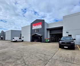 Showrooms / Bulky Goods commercial property leased at 15 / 229 Junction Road Cannon Hill QLD 4170