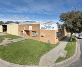 Factory, Warehouse & Industrial commercial property sold at 918 Calimo Street North Albury NSW 2640