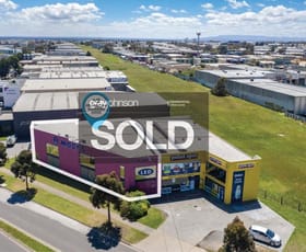 Factory, Warehouse & Industrial commercial property sold at Unit 1, 2 Frankston Gardens Drive Carrum Downs VIC 3201