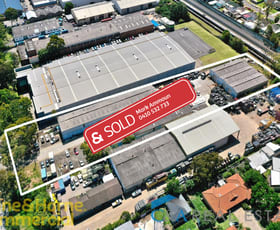 Factory, Warehouse & Industrial commercial property sold at 33-35 Pavesi Street Smithfield NSW 2164