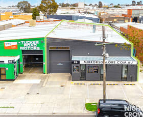 Showrooms / Bulky Goods commercial property sold at 86 Cochranes Road Moorabbin VIC 3189