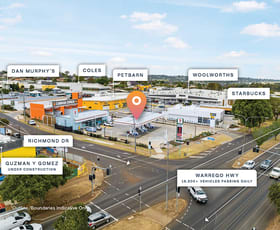 Showrooms / Bulky Goods commercial property sold at 407 Bridge Street Wilsonton QLD 4350