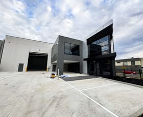 Showrooms / Bulky Goods commercial property for lease at 2 Morialta Road Cranbourne West VIC 3977