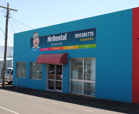 Showrooms / Bulky Goods commercial property leased at 307 Ruthven Street - Shop 2 Toowoomba City QLD 4350