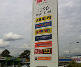 Showrooms / Bulky Goods commercial property leased at 1290 Logan Rd Mount Gravatt QLD 4122