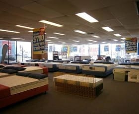 Shop & Retail commercial property leased at 211 Grange Road Thornbury VIC 3071