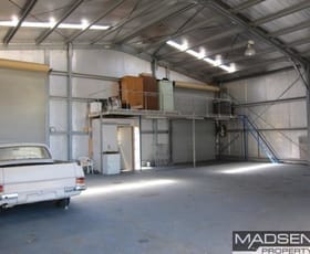 Showrooms / Bulky Goods commercial property leased at 33 Weaver Street Coopers Plains QLD 4108
