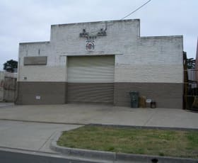 Factory, Warehouse & Industrial commercial property leased at Cheltenham VIC 3192