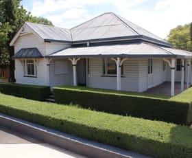 Offices commercial property leased at Cottage/677 Ruthven Street South Toowoomba QLD 4350