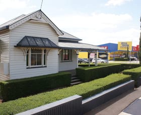Offices commercial property leased at Cottage/677 Ruthven Street South Toowoomba QLD 4350