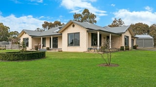 36 Robsons Road, Hamilton VIC 3300 36 Robsons Road, Hamilton VIC 3300
