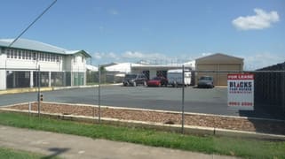 3 Peak Downs Highway Racecourse QLD 4740