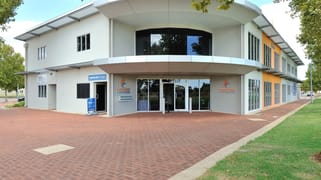 13 Mackinnon St Rockingham WA 6168
