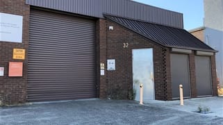 32 Viking Court Cheltenham VIC 3192