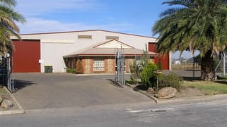 18 Belfree Drive Green Fields SA 5107