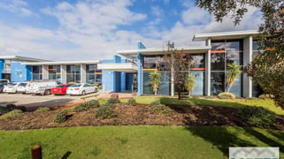 12/2 Ambitious Link Bibra Lake WA 6163