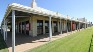 3A & B/9 Goldtower Street Queenton QLD 4820