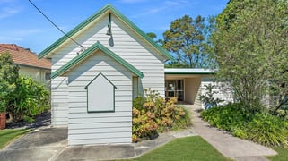 12 Hutchinson Street Redhead NSW 2290