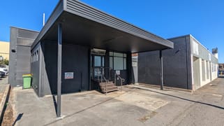 4 Hall Lane Toowoomba QLD 4350